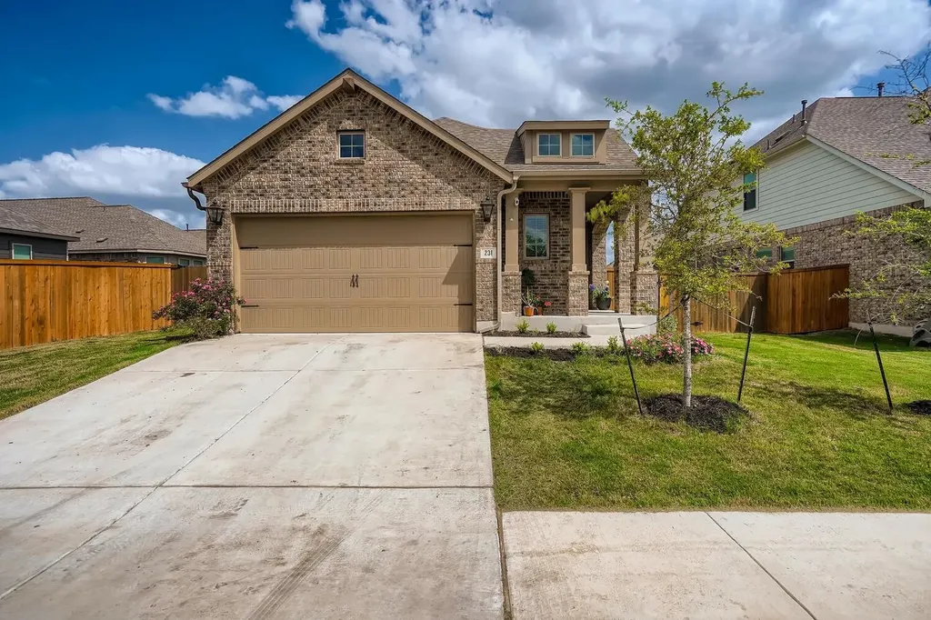 231 Spinnaker Loop Kyle TX 78640