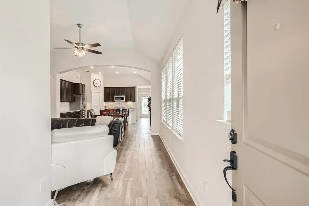 231 Spinnaker Loop Kyle TX 78640