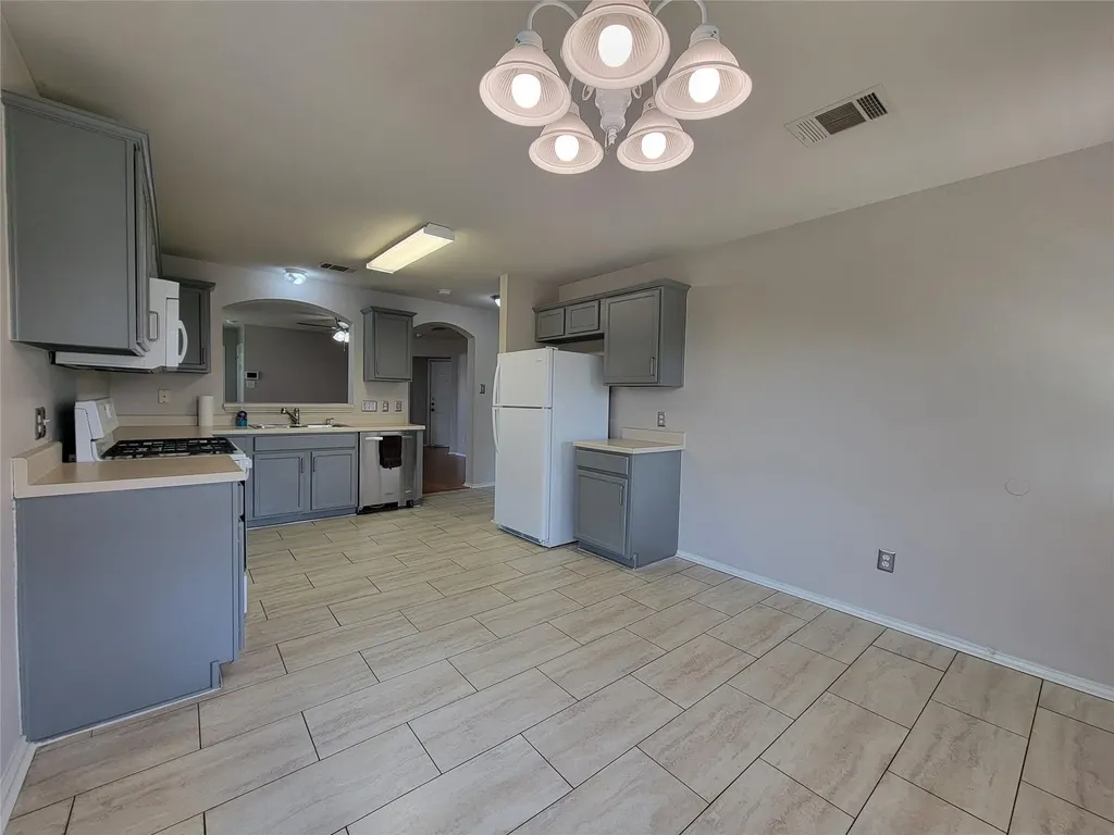 1005 Burgess Drive Leander TX 78641
