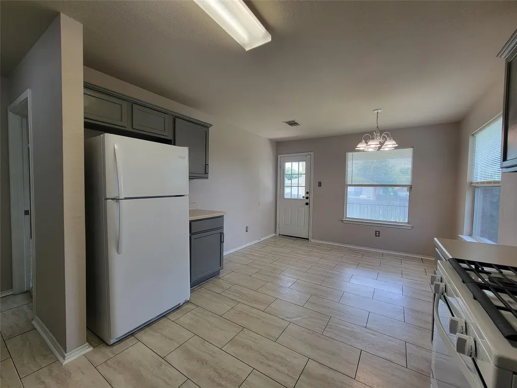 1005 Burgess Drive Leander TX 78641