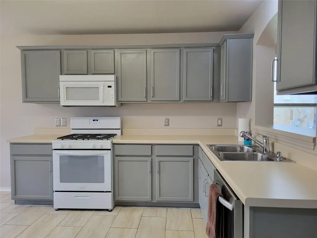 1005 Burgess Drive Leander TX 78641