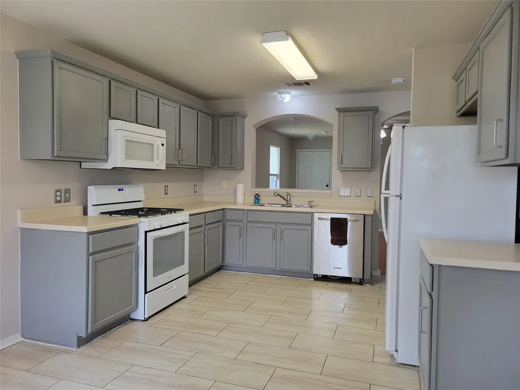 1005 Burgess Drive Leander TX 78641