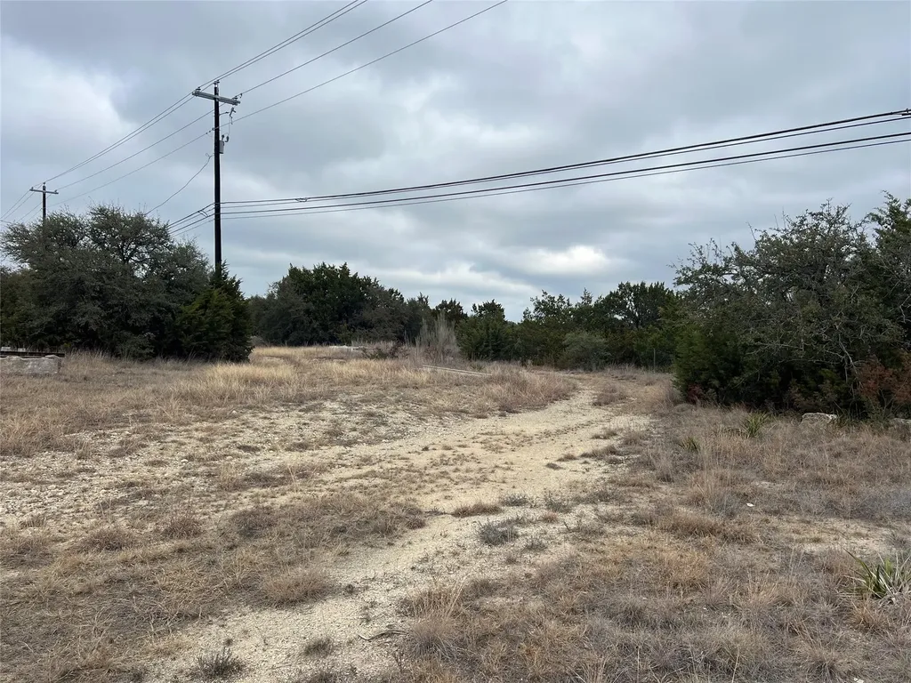 4 Anglin Lane Austin TX 78737