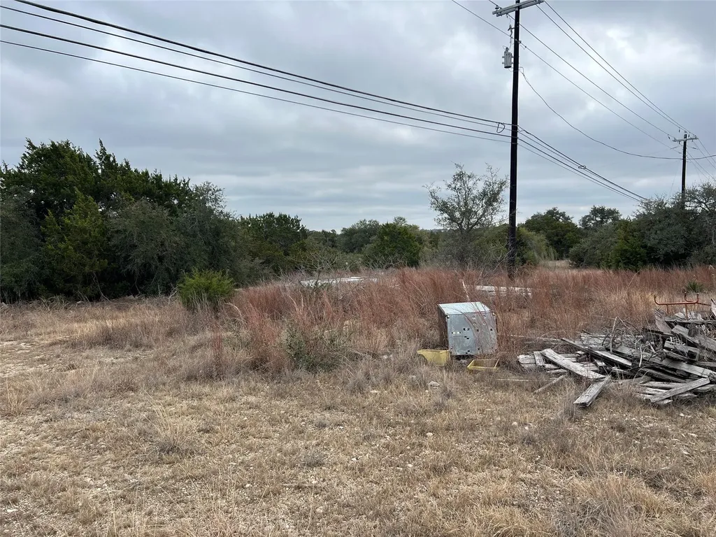 4 Anglin Lane Austin TX 78737