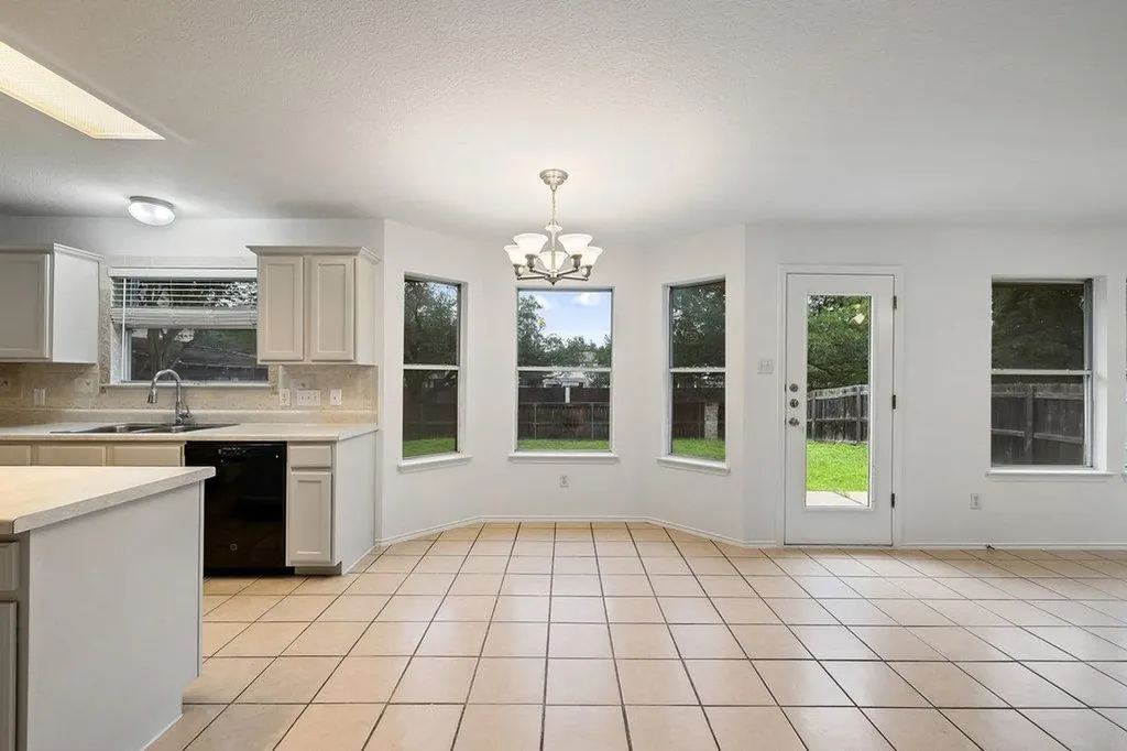 4416 Campo Verde Drive Austin TX 78749