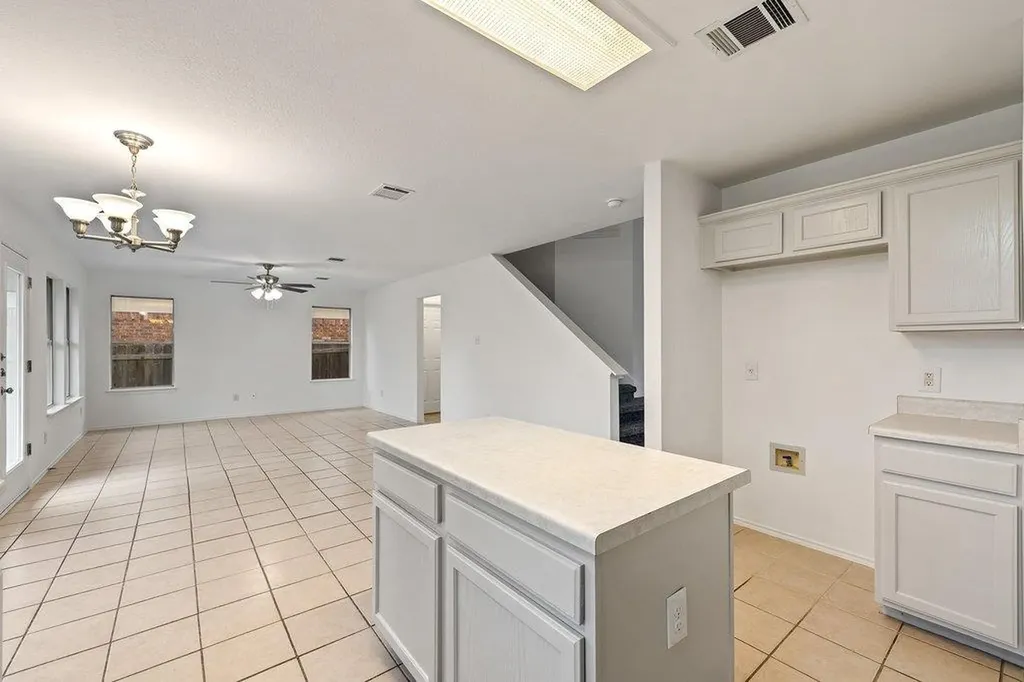 4416 Campo Verde Drive Austin TX 78749