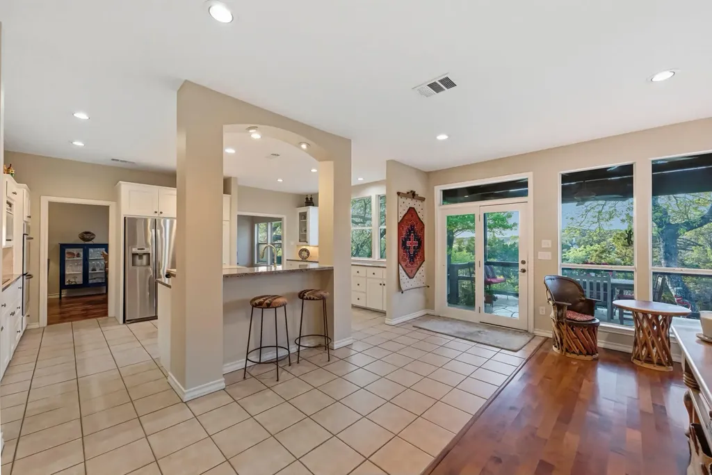 604 Furlong Drive Austin TX 78746