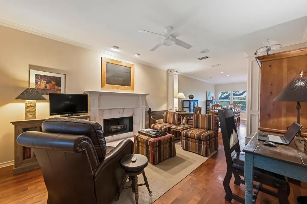 604 Furlong Drive Austin TX 78746