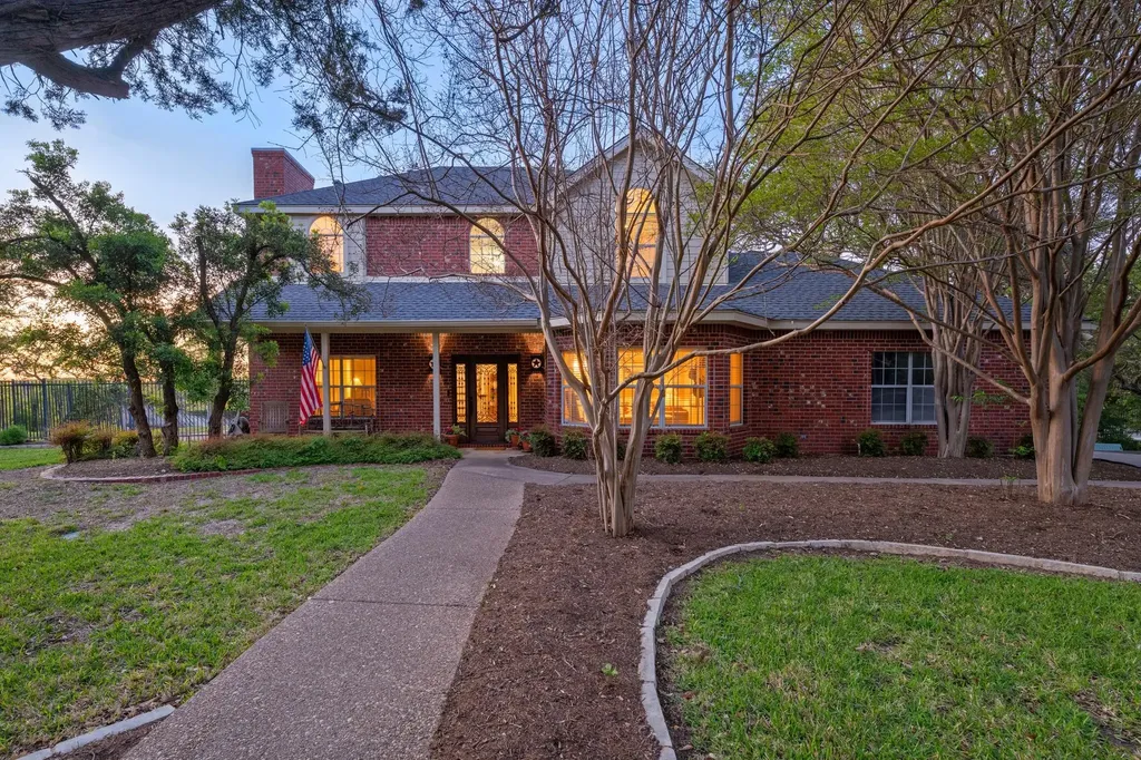 604 Furlong Drive Austin TX 78746