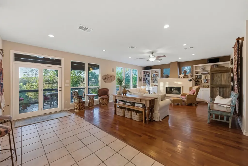 604 Furlong Drive Austin TX 78746