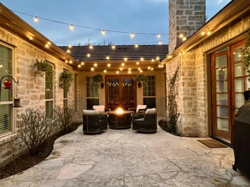 302 Tungsten Horseshoe Bay TX 78657