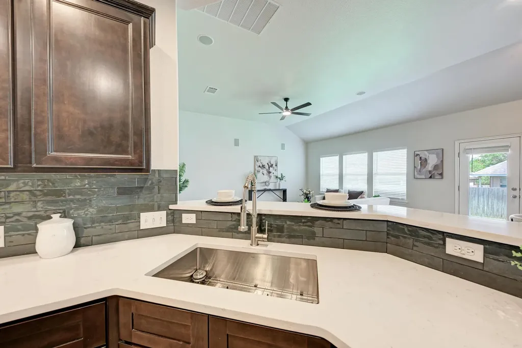 1704 Stonehaven Lane Round Rock TX 78665