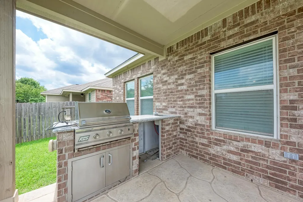1704 Stonehaven Lane Round Rock TX 78665