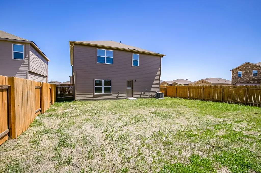 101 Hyacinth Way Jarrell TX 76537