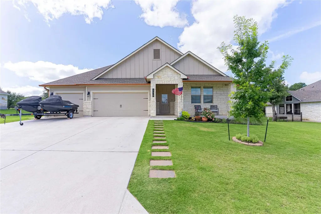 176 Tom Kite Drive Burnet TX 78611