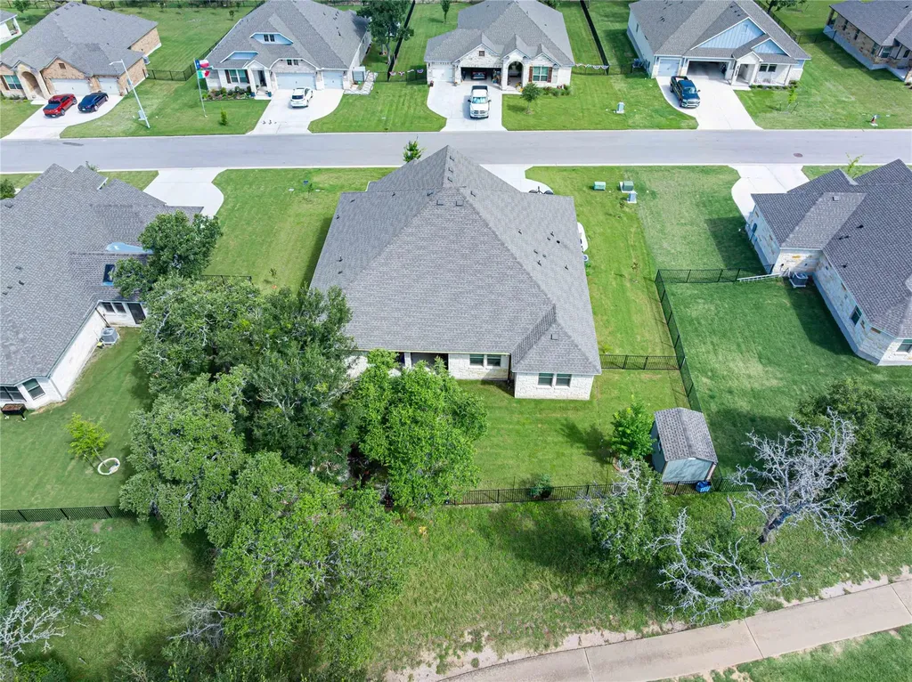 176 Tom Kite Drive Burnet TX 78611