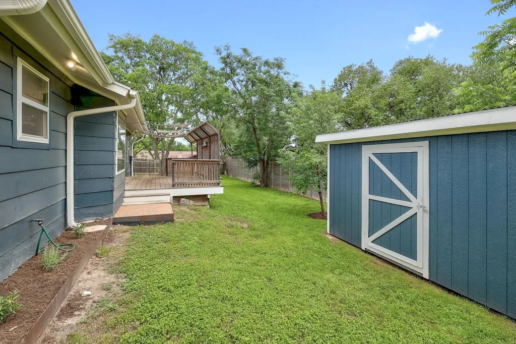 9614 Chukar Circle Austin TX 78758