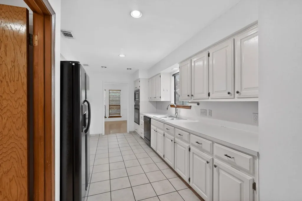 5107 Mckittrick Canyon Drive Austin TX 78759