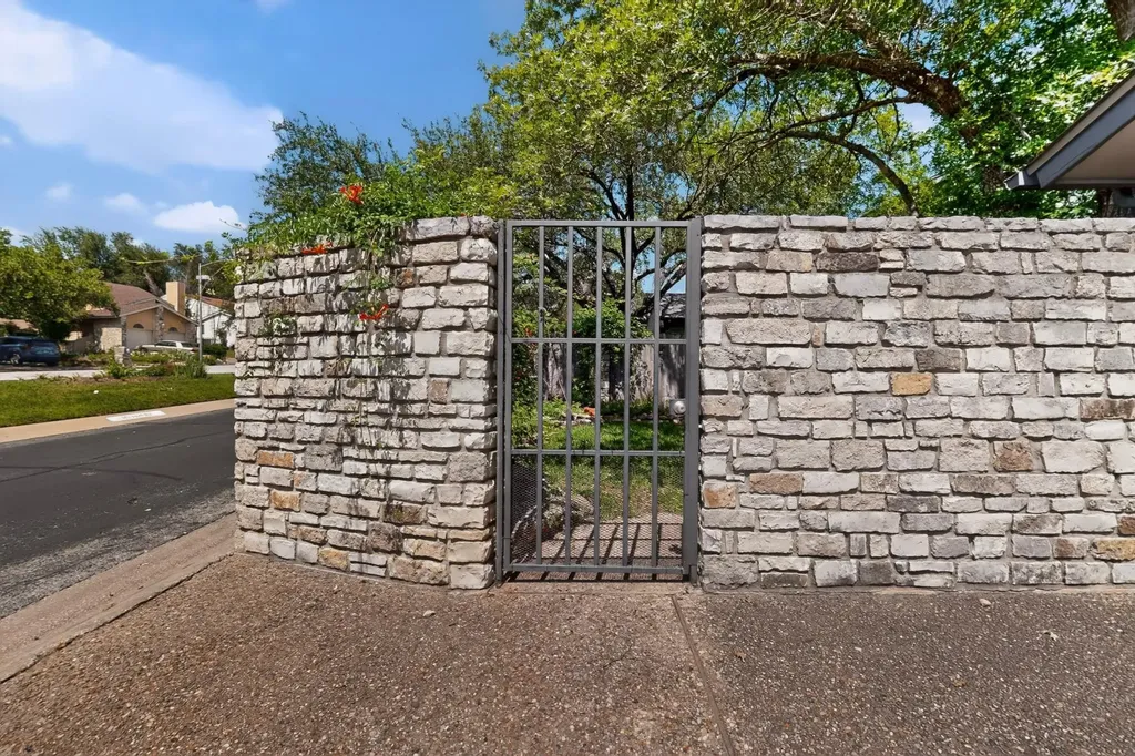 5107 Mckittrick Canyon Drive Austin TX 78759