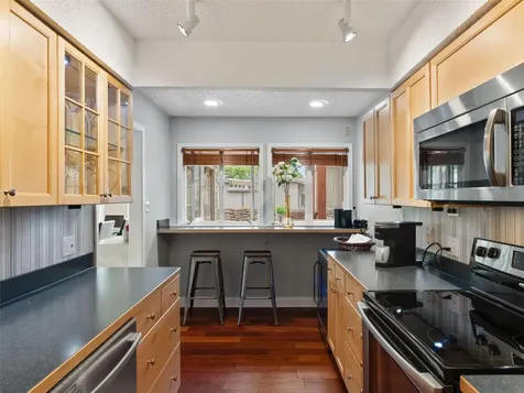 23 Stoney Creek Cove Lakeway TX 78734