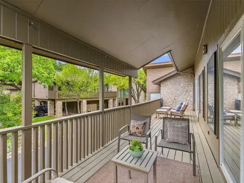 23 Stoney Creek Cove Lakeway TX 78734
