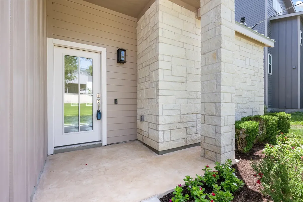 2646 Crazyhorse Pass Austin TX 78734