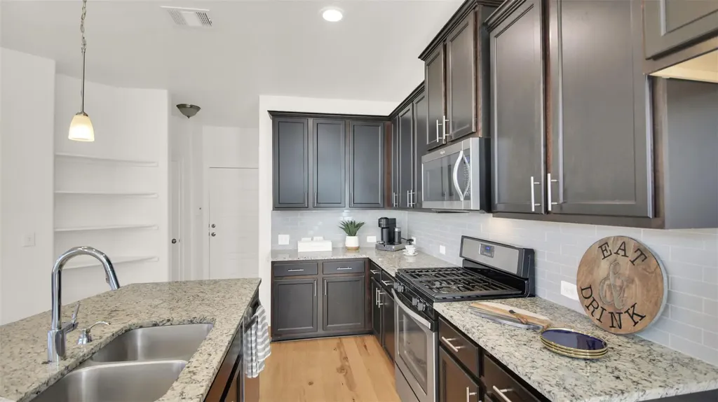 2308 Montague Street Austin TX 78741