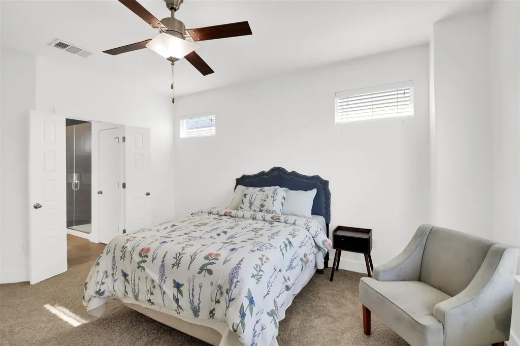 2308 Montague Street Austin TX 78741