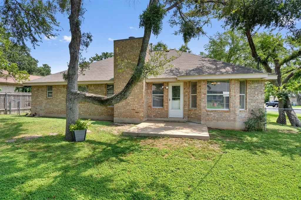 303 Burning Tree Drive Georgetown TX 78628