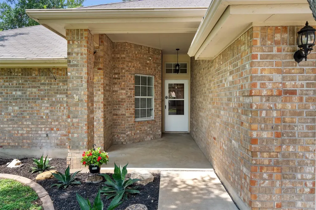 303 Burning Tree Drive Georgetown TX 78628