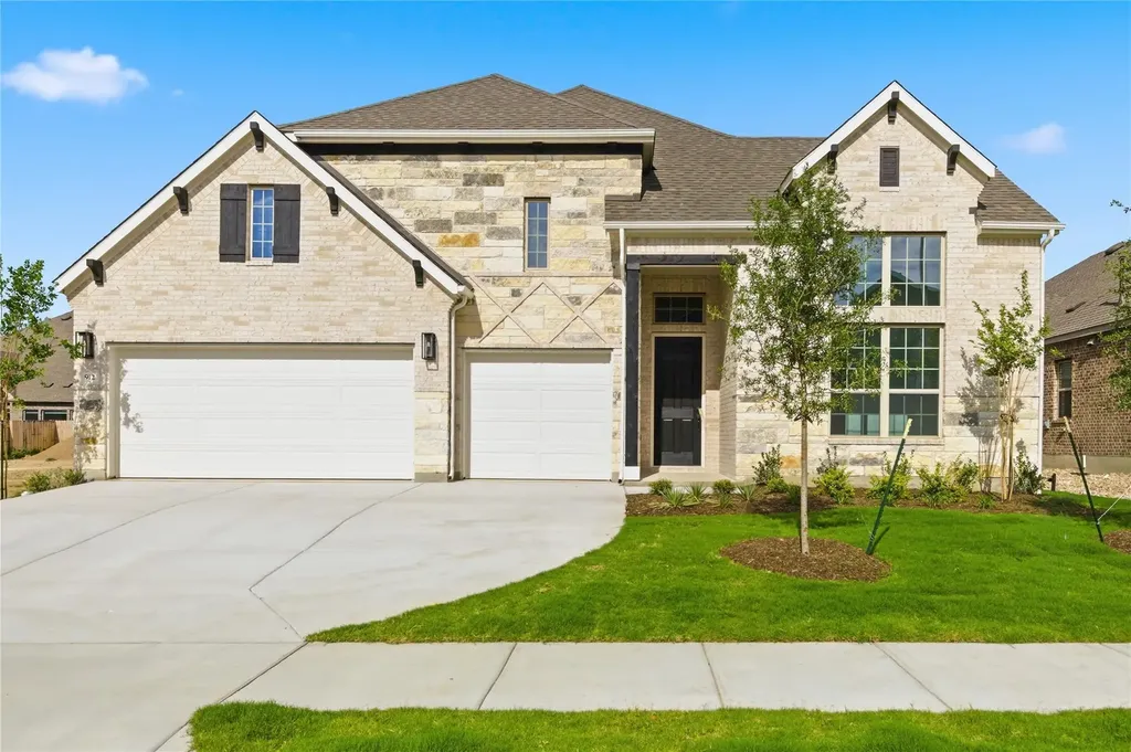 912 Landing Lane Leander TX 78641