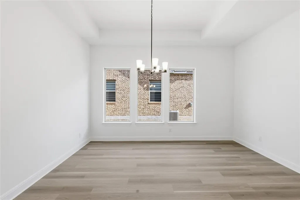 912 Landing Lane Leander TX 78641