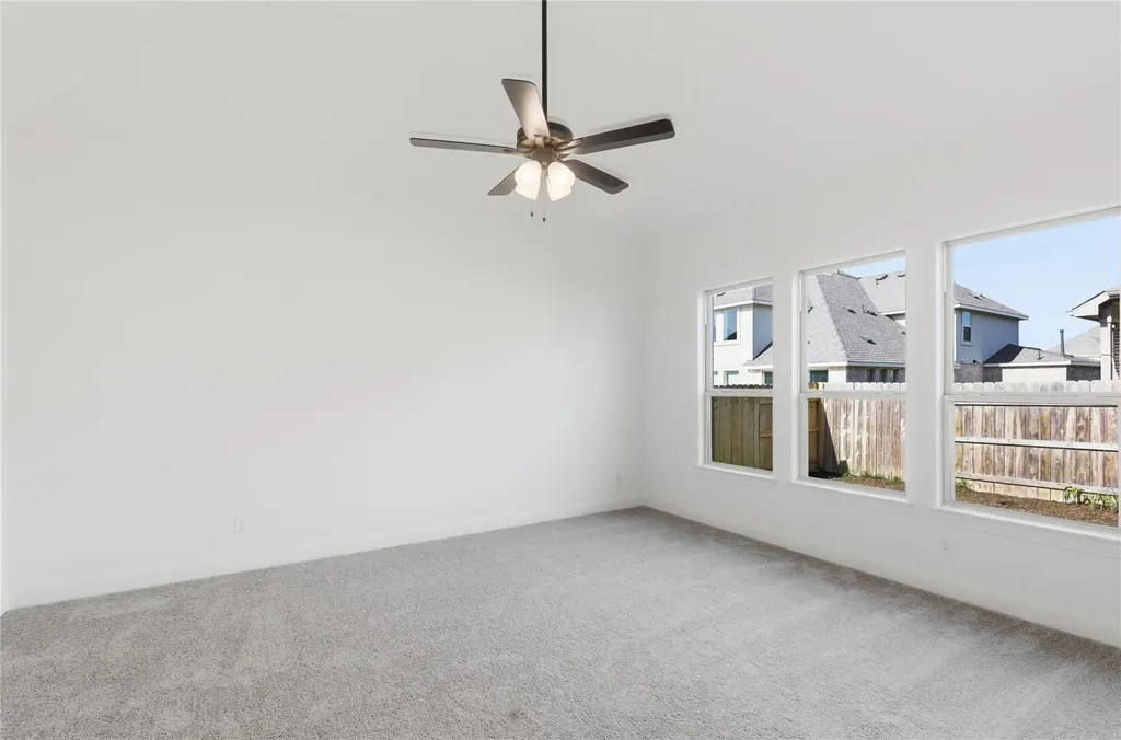 912 Landing Lane Leander TX 78641