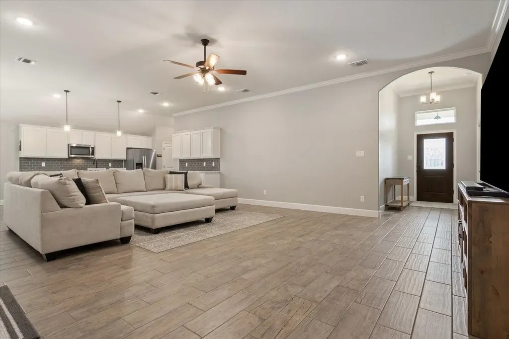 2644 Cowgirl Trail Belton TX 76513