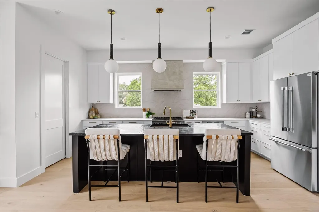 5104 Stone Gate Drive Austin TX 78721