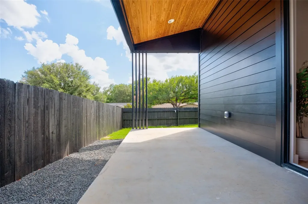 5104 Stone Gate Drive Austin TX 78721