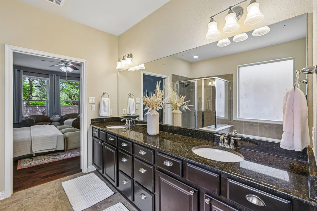1924 Granite Springs Road Leander TX 78641