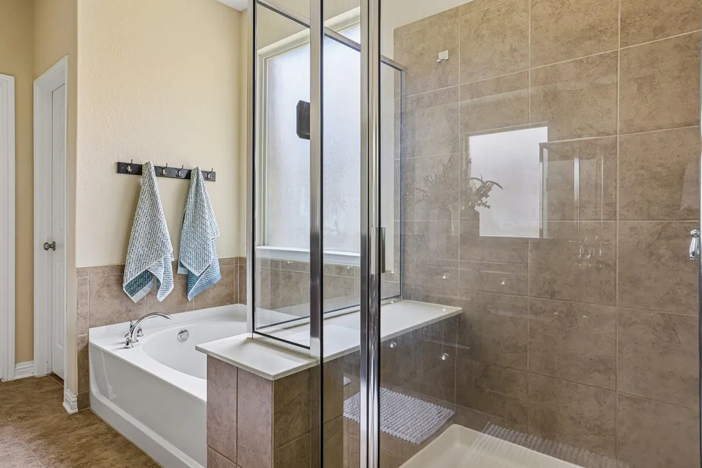 1924 Granite Springs Road Leander TX 78641