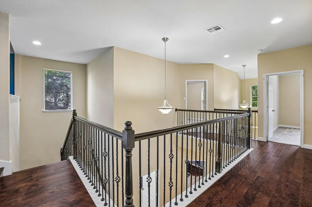 1924 Granite Springs Road Leander TX 78641