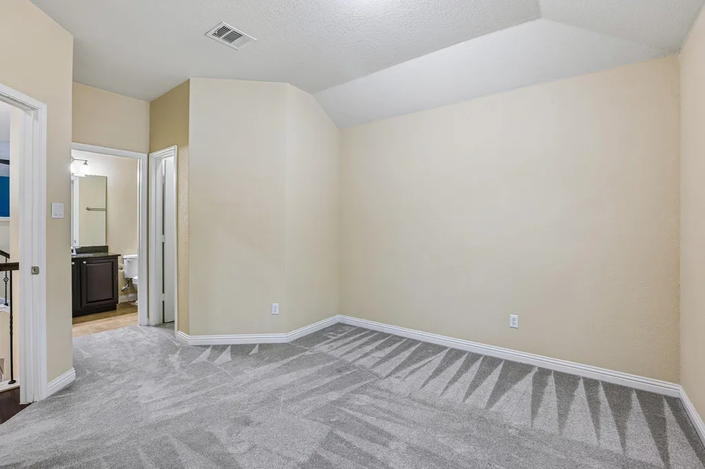 1924 Granite Springs Road Leander TX 78641