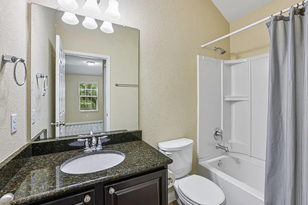 1924 Granite Springs Road Leander TX 78641