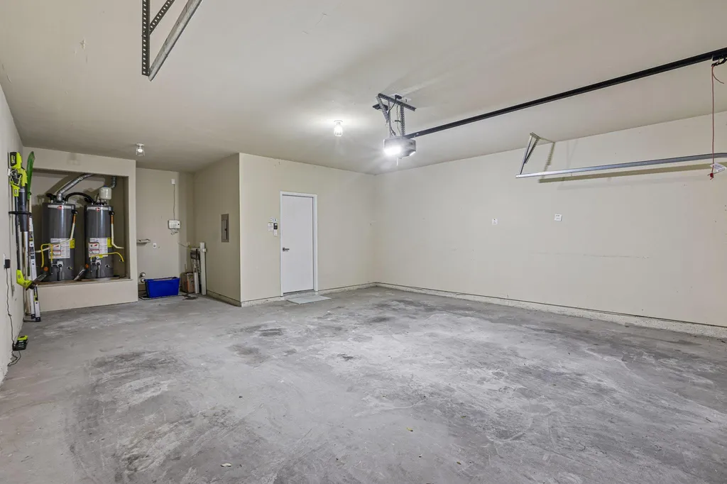 1924 Granite Springs Road Leander TX 78641