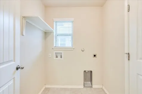 1061 Violet Lane Kyle TX 78640