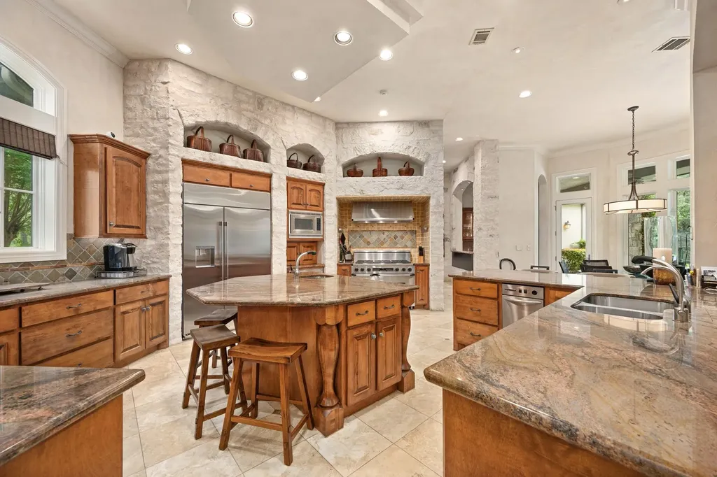 2808 Calaw Cove Austin TX 78746