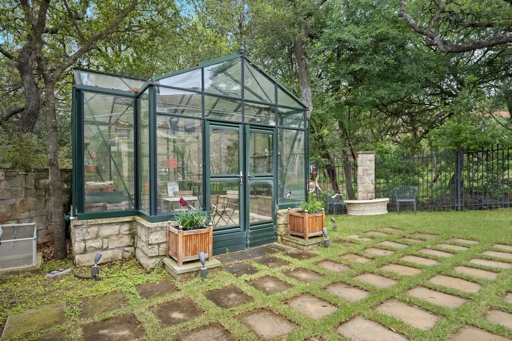 2808 Calaw Cove Austin TX 78746