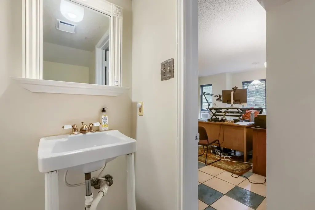 13129 New Boston Bend Austin TX 78729