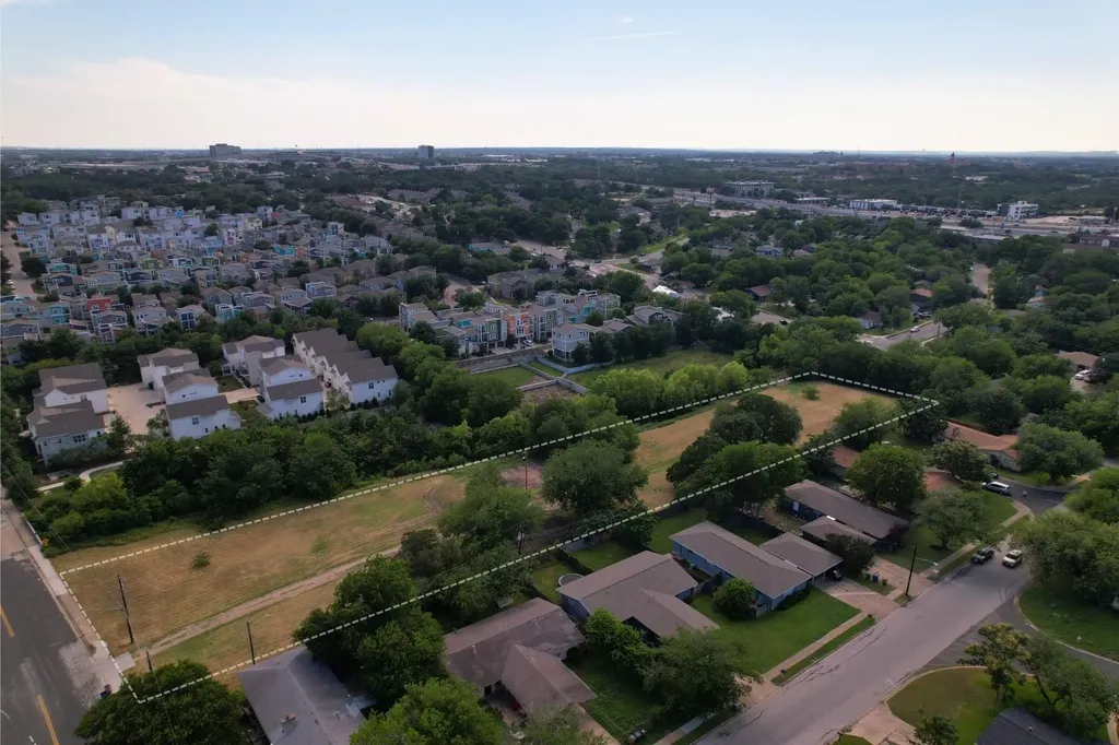 2610 & 2606 Metcalfe Road Austin TX 78741