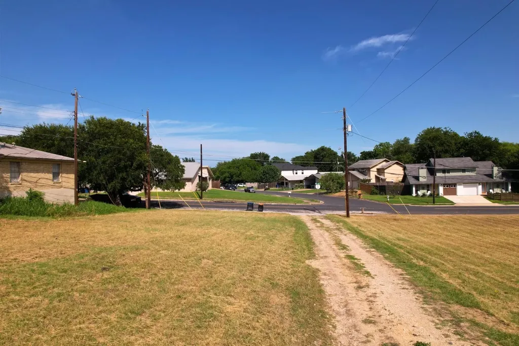2610 & 2606 Metcalfe Road Austin TX 78741
