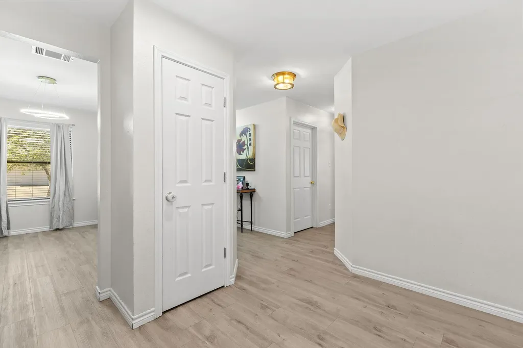 18200 Canopy Lane Manor TX 78653