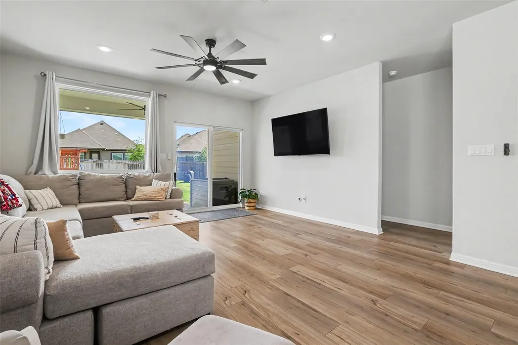 112 Rocking R Court Georgetown TX 78633